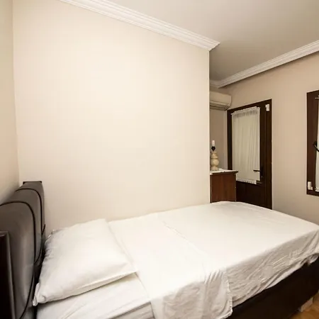 فيلة W Ac- Balcony - Backyard -5 Mins *