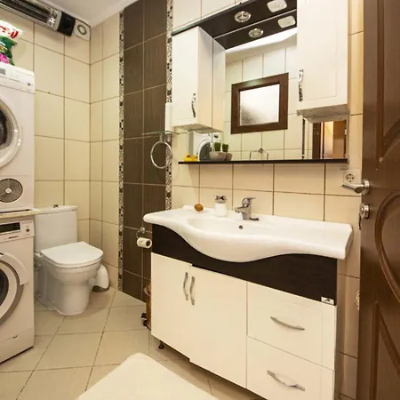 W Ac- Balcony - Backyard -5 Mins 빌라 Bodrum